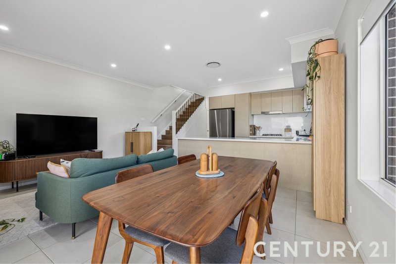 Photo - 95A Tallawong Road, Rouse Hill NSW 2155 - Image 6