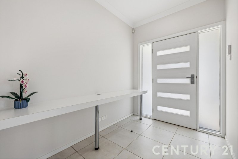 Photo - 95A Tallawong Road, Rouse Hill NSW 2155 - Image 12