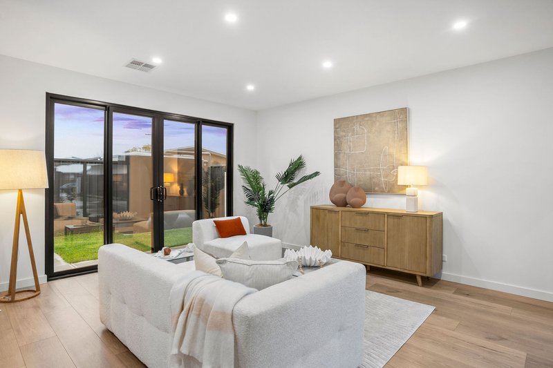 Photo - 95B Dunorlan Road, Edwardstown SA 5039 - Image 11