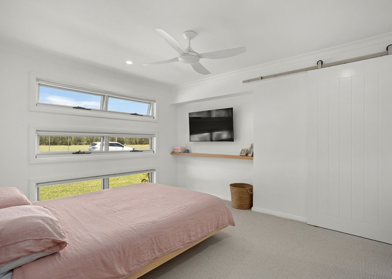 Photo - 96 Albatross Way, Old Bar NSW 2430 - Image 10