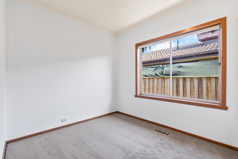 Photo - 96 Arcade Way, Keilor East VIC 3033 - Image 9