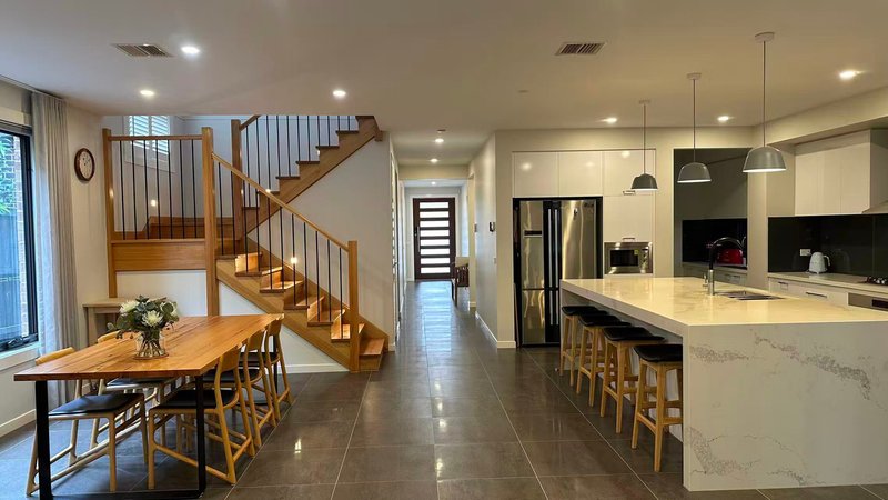 Photo - 96 Aspect Avenue, Wantirna South VIC 3152 - Image 2