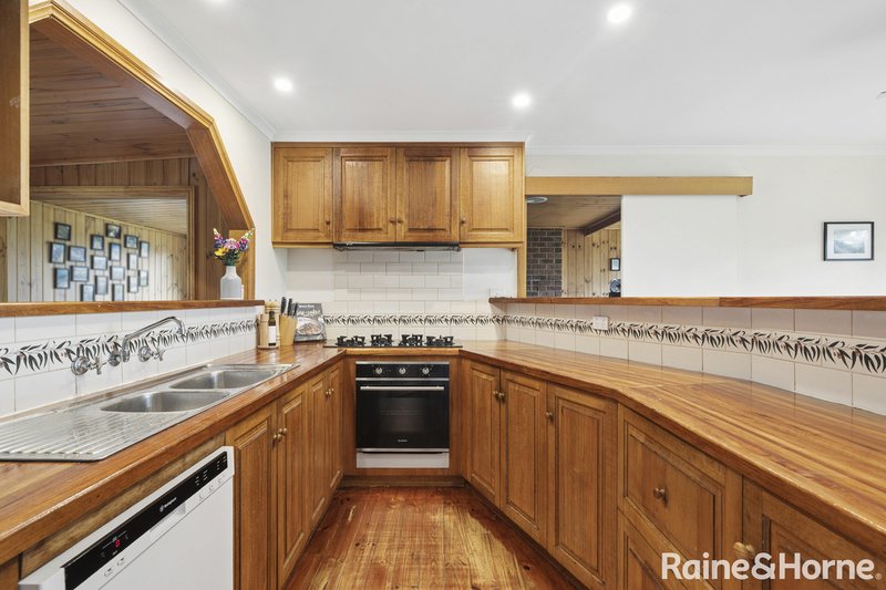 Photo - 96 Baynton Road, Kyneton VIC 3444 - Image 9