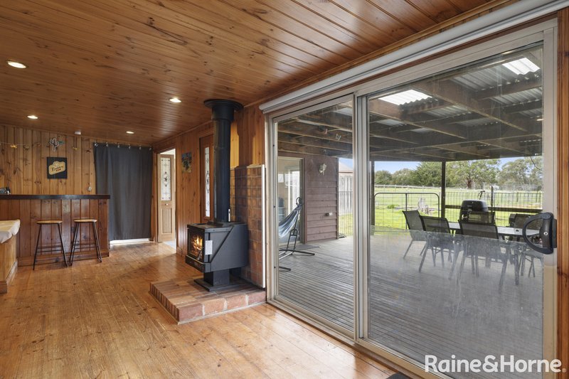 Photo - 96 Baynton Road, Kyneton VIC 3444 - Image 11