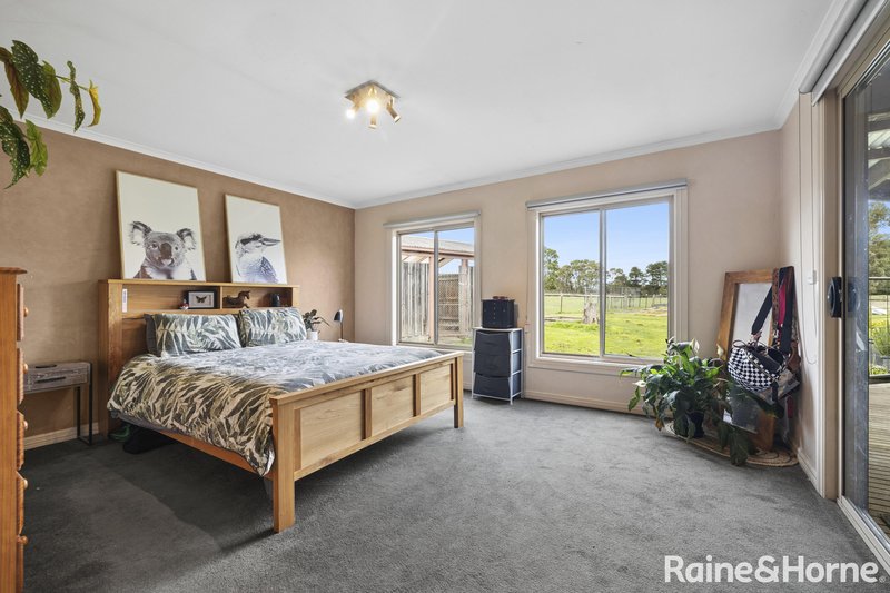 Photo - 96 Baynton Road, Kyneton VIC 3444 - Image 12