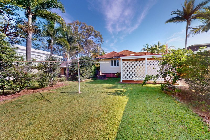 Photo - 96 Beelarong Street, Morningside QLD 4170 - Image 14