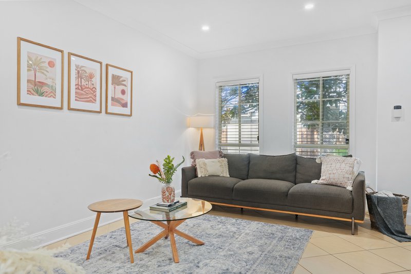 Photo - 9/6 Blossom Place, Quakers Hill NSW 2763 - Image 5