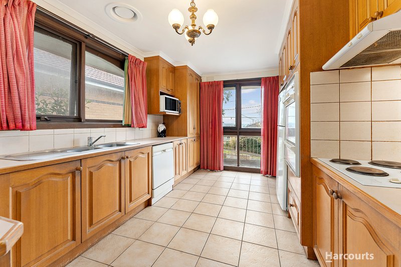 Photo - 96 Bourke Street, Bulleen VIC 3105 - Image 4