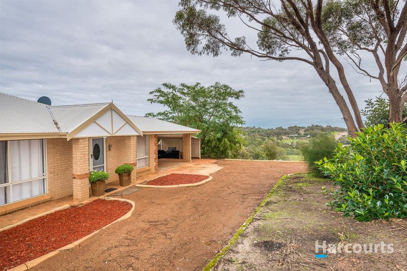 Photo - 96 Clearview Retreat, Bullsbrook WA 6084 - Image 13