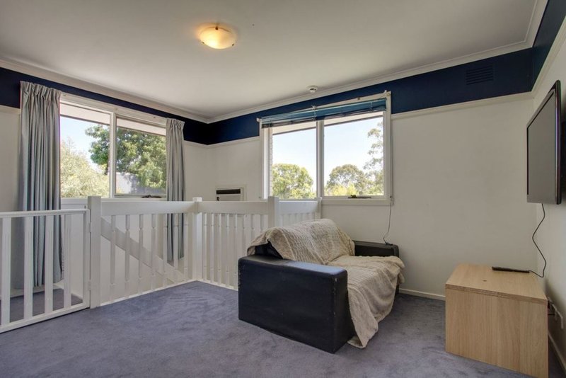 Photo - 96 Farnham Road, Bayswater VIC 3153 - Image 9