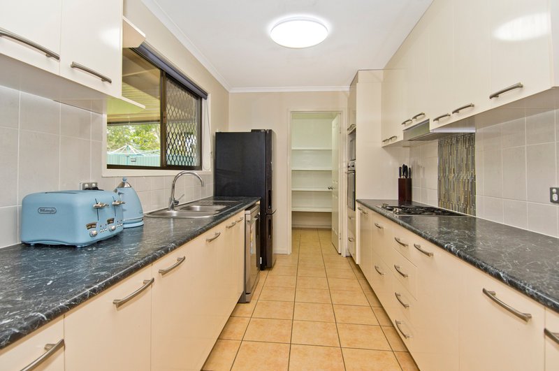 Photo - 96 Federation Drive, Bethania QLD 4205 - Image 7