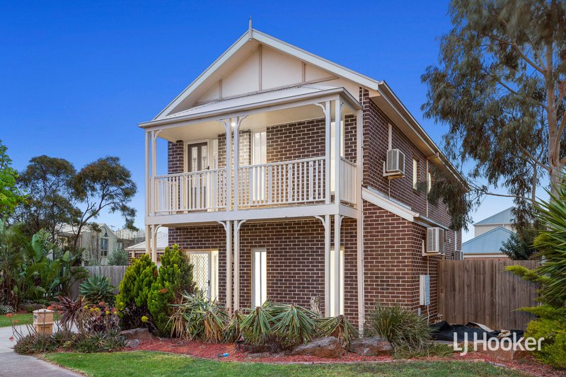 Photo - 96 Foxwood Drive, Point Cook VIC 3030 - Image 2