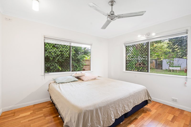 Photo - 96 Greenslopes Street, Edge Hill QLD 4870 - Image 9