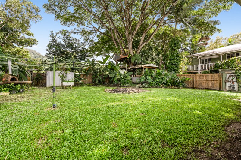 Photo - 96 Greenslopes Street, Edge Hill QLD 4870 - Image 15