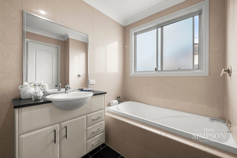 Photo - 96 Harrington Avenue, Castle Hill NSW 2154 - Image 10