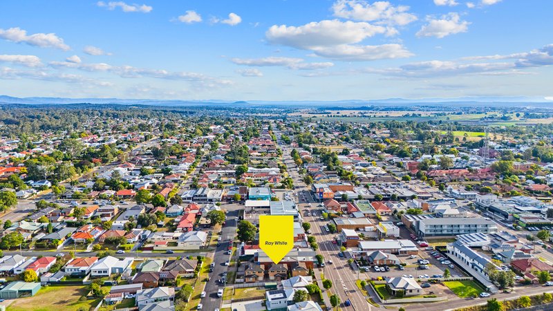 Photo - 96 High Street, East Maitland NSW 2323 - Image 12