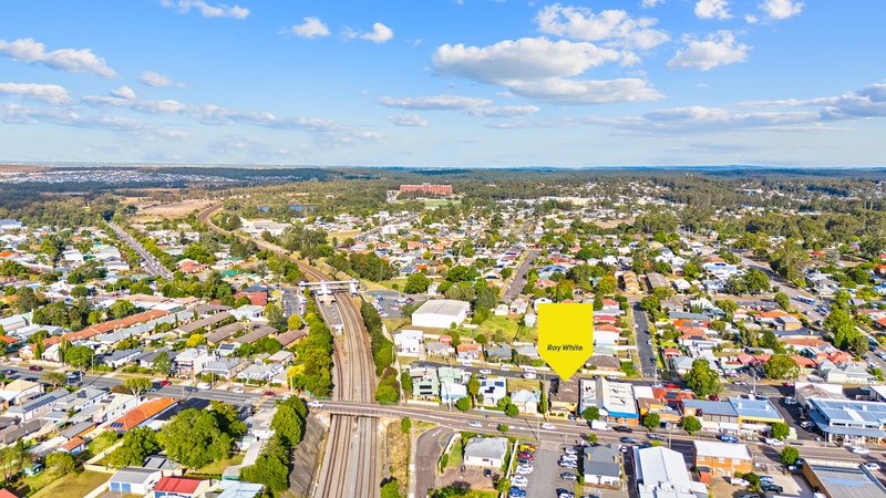 Photo - 96 High Street, East Maitland NSW 2323 - Image 14