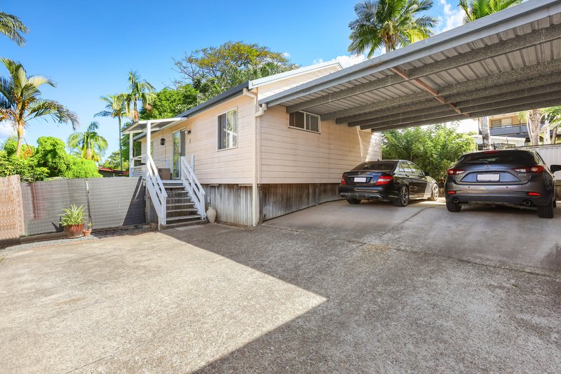 Photo - 96 Johnston Street, Southport QLD 4215 - Image 16