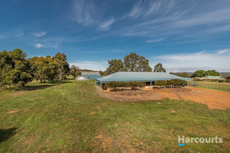 Photo - 96 Limousin Way, Lower Chittering WA 6084 - Image 3