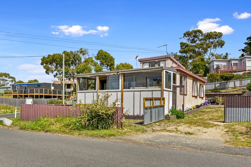 Photo - 96 Linden Road, Primrose Sands TAS 7173 - Image 2