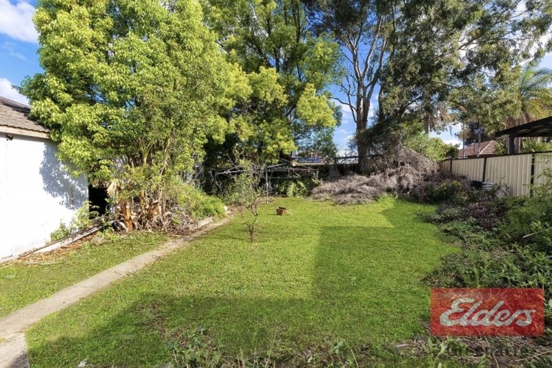 Photo - 96 Macquarie Street, Greenacre NSW 2190 - Image 5