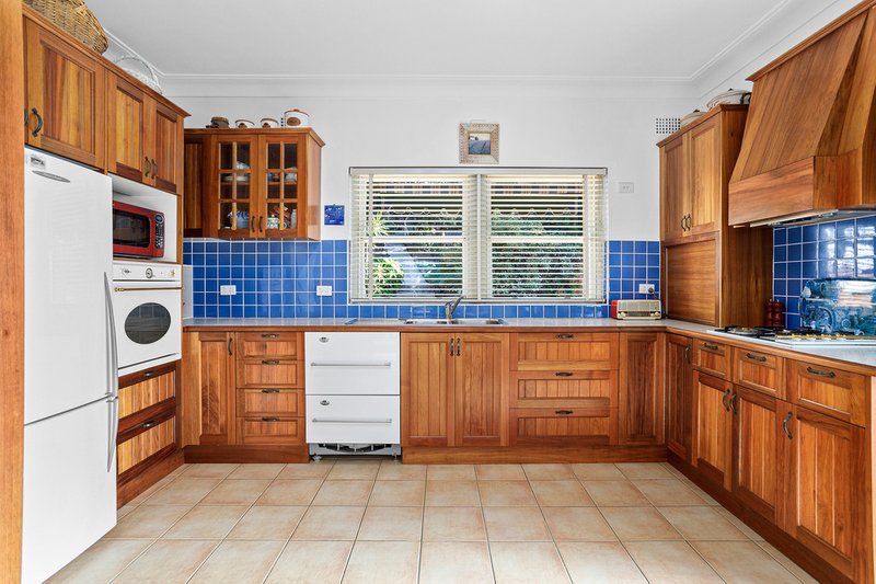 Photo - 96 Marine Drive, Oatley NSW 2223 - Image 7