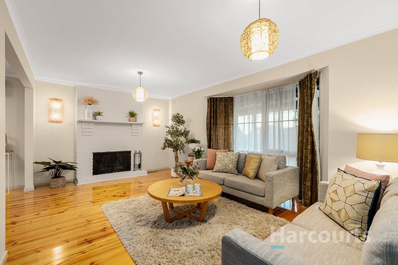 Photo - 96 Milpera Crescent, Wantirna VIC 3152 - Image 10