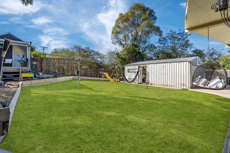 Photo - 96 Mount Warren Boulevard, Mount Warren Park QLD 4207 - Image 16