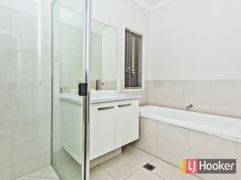 Photo - 96 Mt Kaputar Avenue, Fitzgibbon QLD 4018 - Image 12