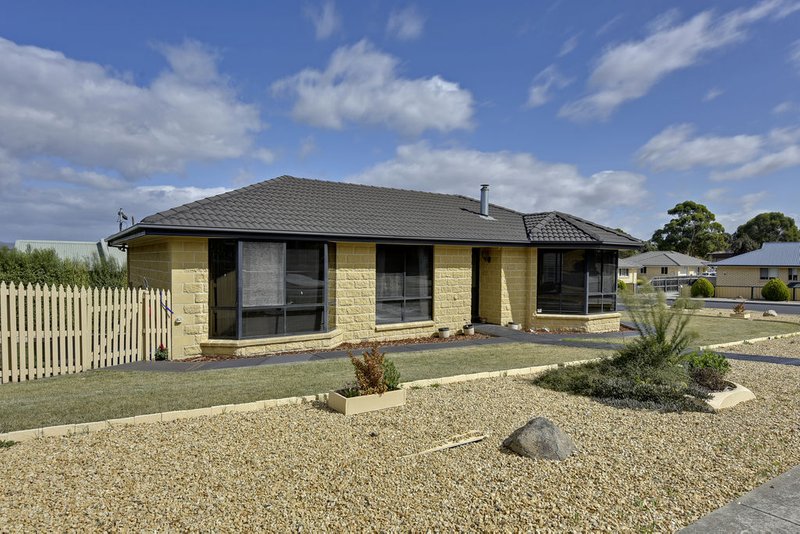 Photo - 96 Pennington Drive, Sorell TAS 7172 - Image 2