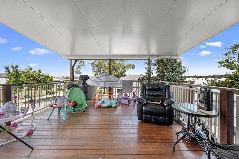 Photo - 96 Peter Street, Strathpine QLD 4500 - Image 7