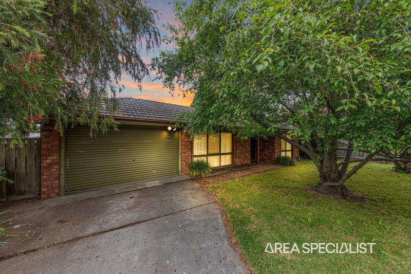 Photo - 96 Racecourse Road, Pakenham VIC 3810 - Image 2