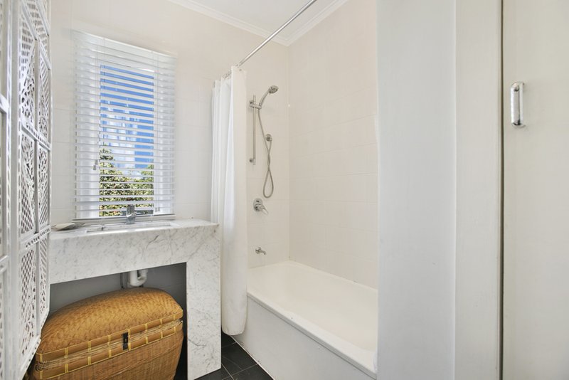 Photo - 96 Raeburn Street, Manly West QLD 4179 - Image 9