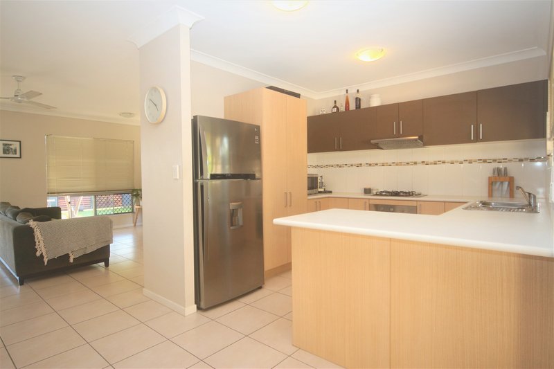 Photo - 96 Roberts Drive, Trinity Beach QLD 4879 - Image 4