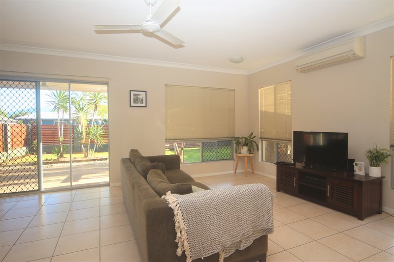 Photo - 96 Roberts Drive, Trinity Beach QLD 4879 - Image 7