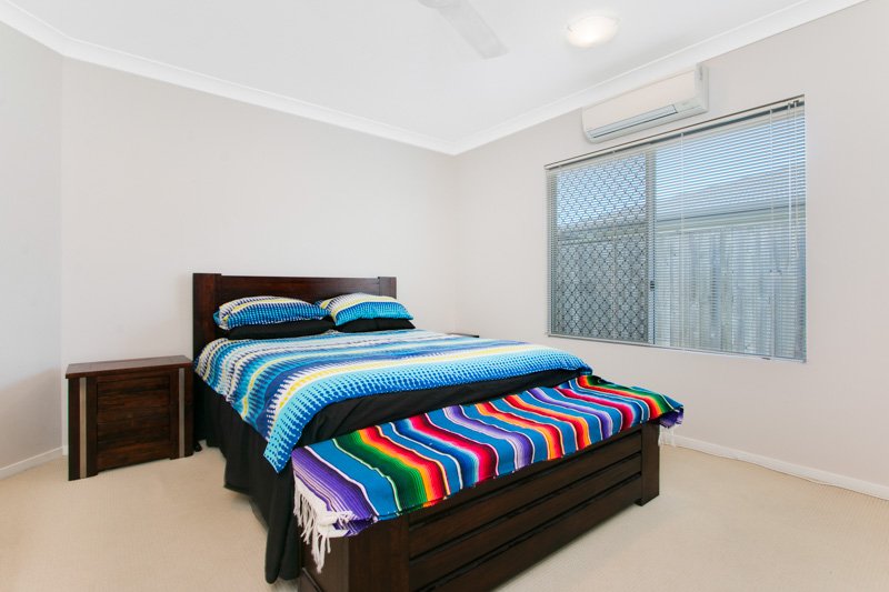 Photo - 96 Roberts Drive, Trinity Beach QLD 4879 - Image 8