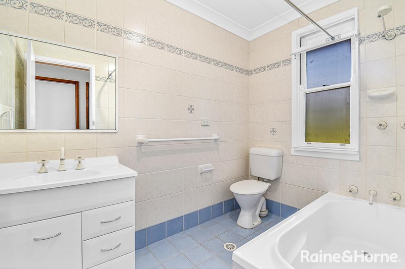 Photo - 96 Samarai Road, Whalan NSW 2770 - Image 4