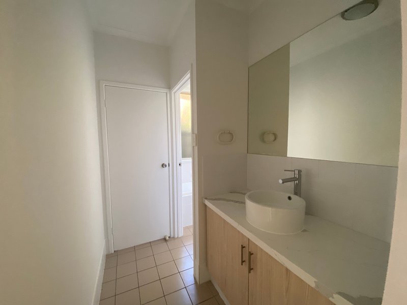 Photo - 96 Shoalhaven Circuit, Mawson Lakes SA 5095 - Image 8