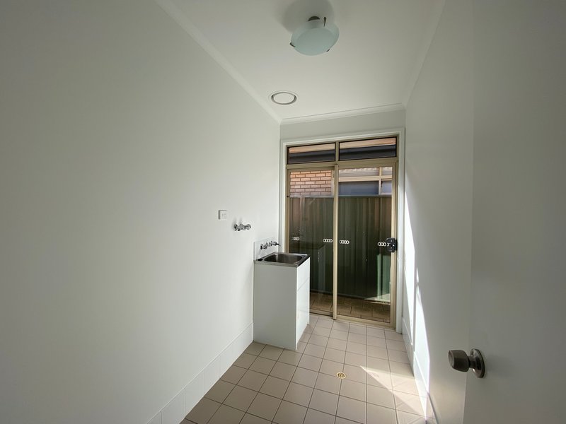 Photo - 96 Shoalhaven Circuit, Mawson Lakes SA 5095 - Image 9