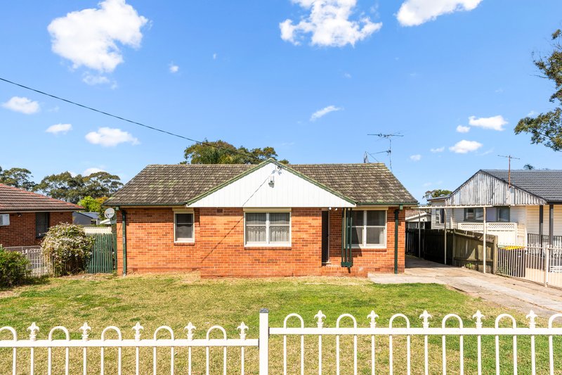 Photo - 96 South Liverpool Road, Heckenberg NSW 2168 - Image 2