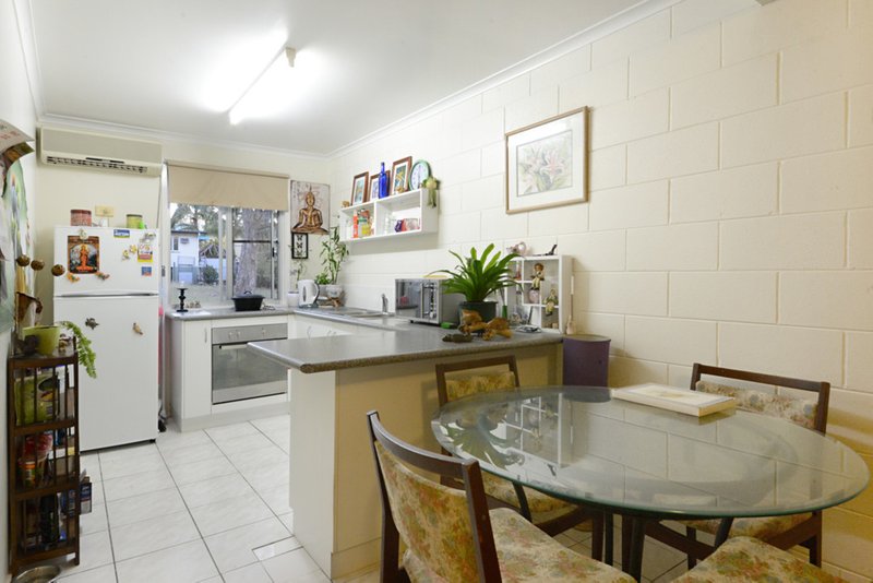 Photo - 9/6 St Martins Lane, Cannonvale QLD 4802 - Image 8