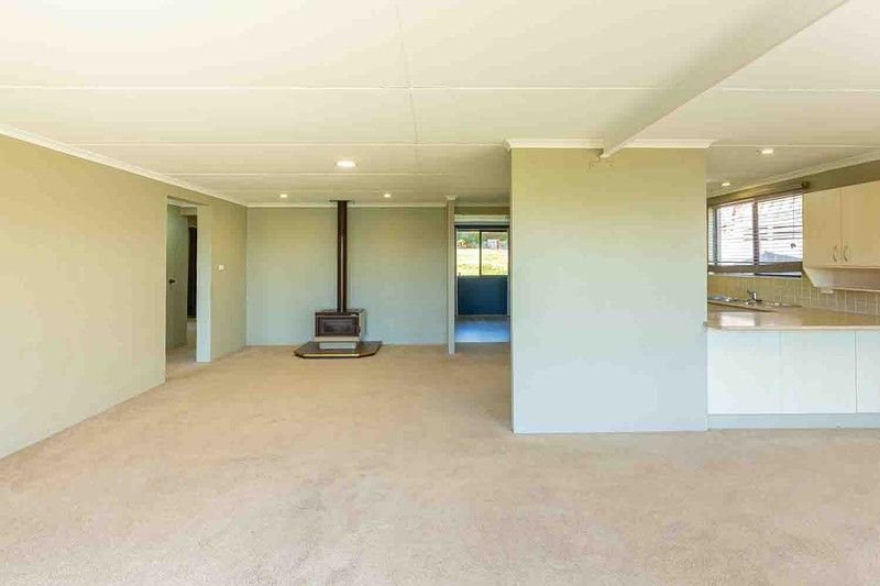 Photo - 96 Steyne Road, Saratoga NSW 2251 - Image 3