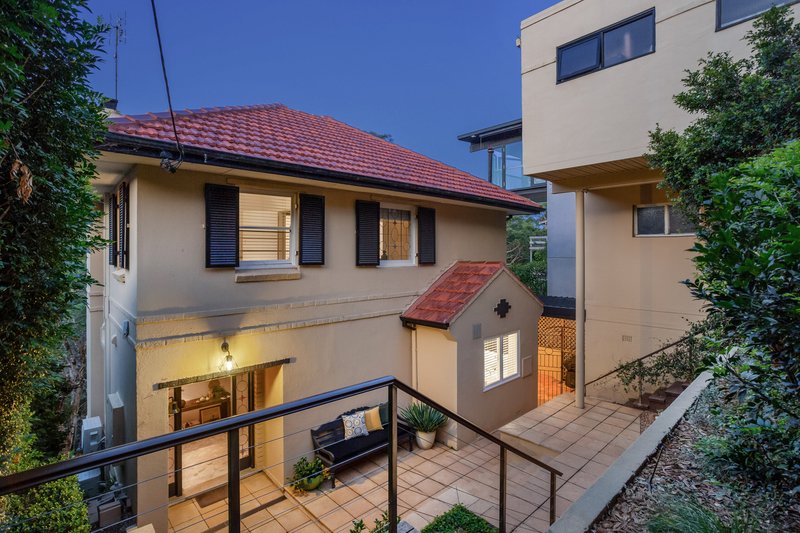 Photo - 96 Sugarloaf Crescent, Castlecrag NSW 2068 - Image 12