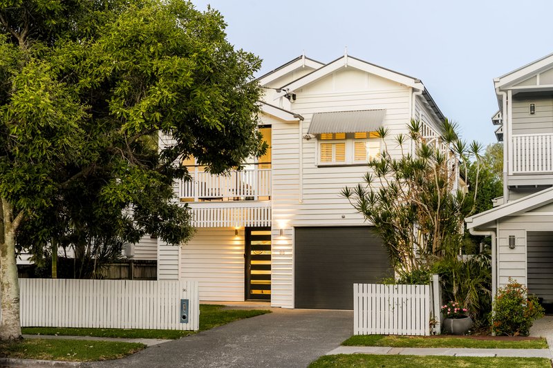 Photo - 96 Swan Street, Gordon Park QLD 4031 - Image 2