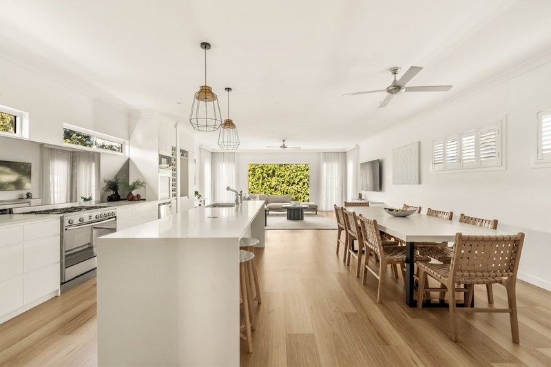 Photo - 96 Swan Street, Gordon Park QLD 4031 - Image 8