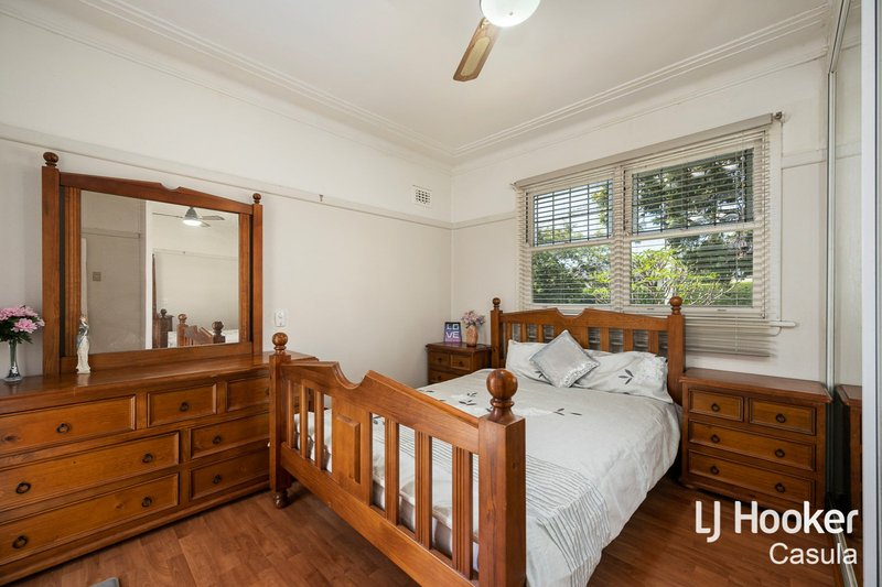 Photo - 96 Weston Street, Panania NSW 2213 - Image 6