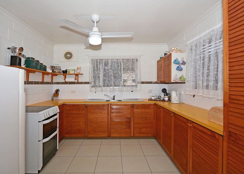 Photo - 96 William Street, Howard QLD 4659 - Image 7