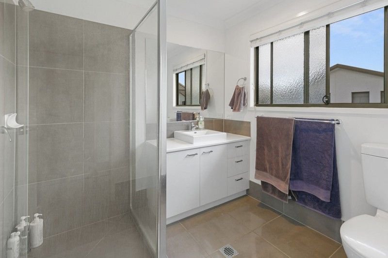 Photo - 9/60 Grahams Road, Strathpine QLD 4500 - Image 5