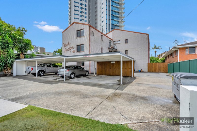 Photo - 9/61 Frank Street, Labrador QLD 4215 - Image 9