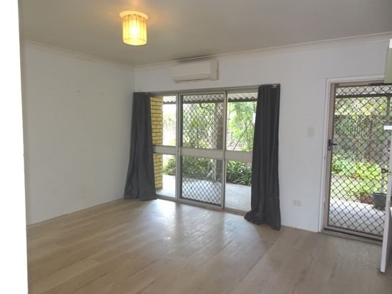 Photo - 9/61 Franklin Street, Annerley QLD 4103 - Image 1